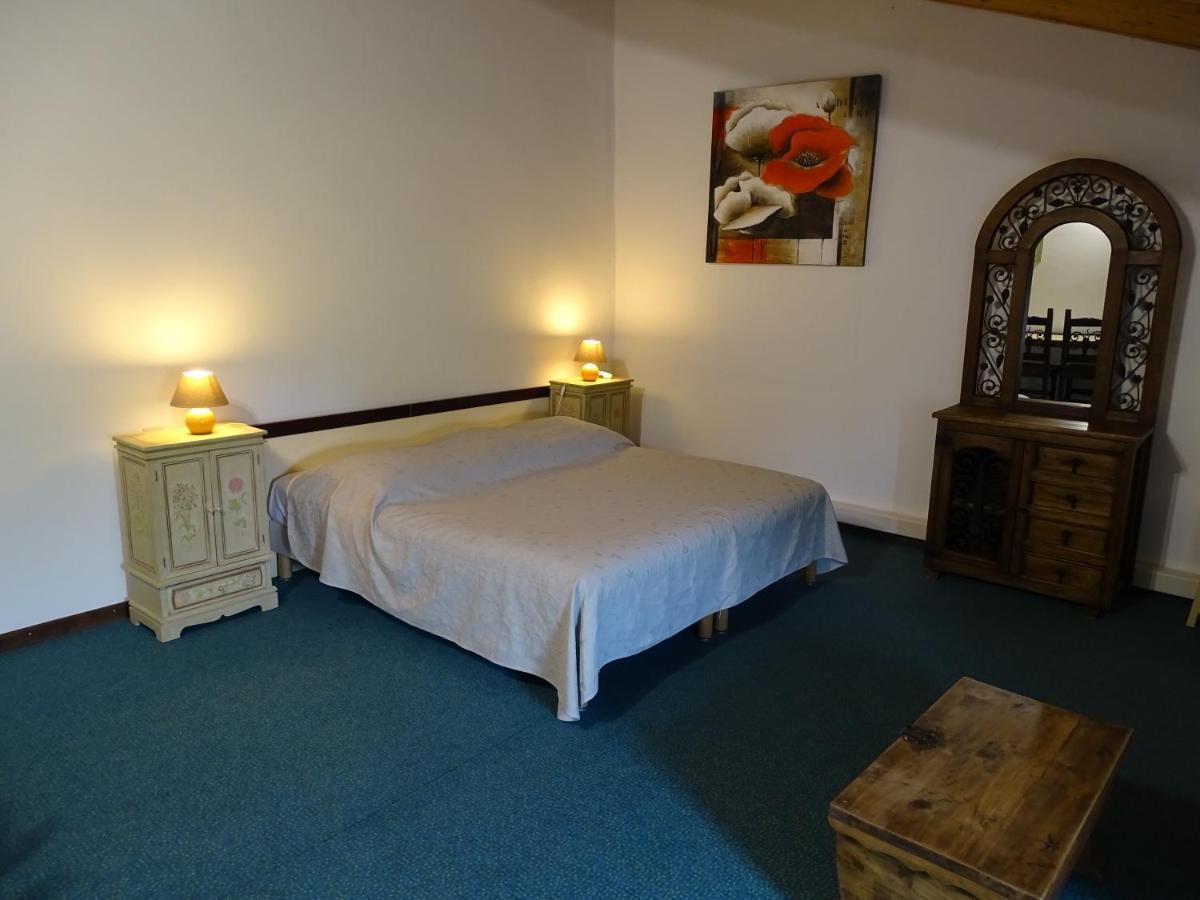 Hotel Mas De L'espaïre 3*